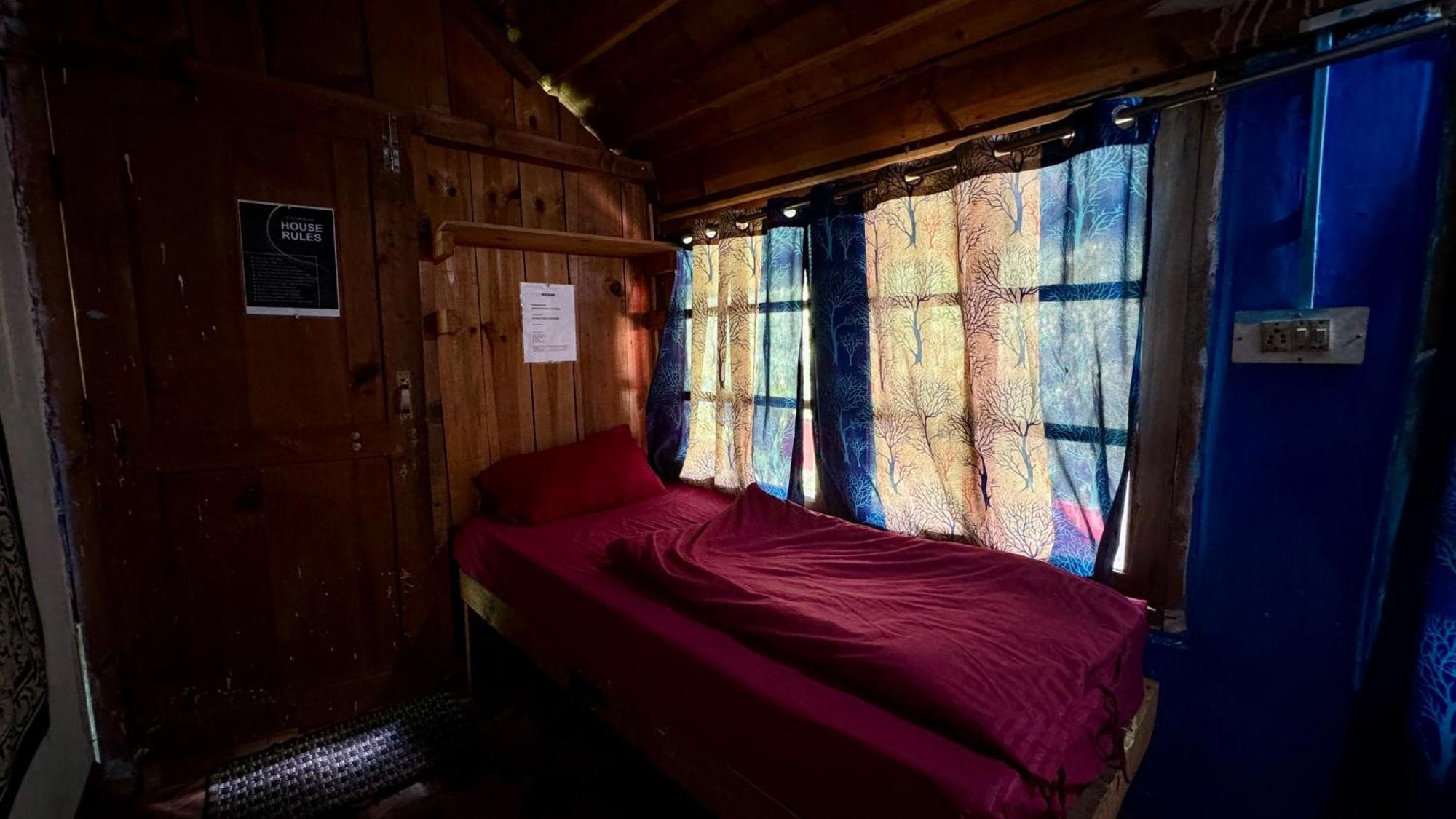 Memoir Homestay Kasol Exterior foto